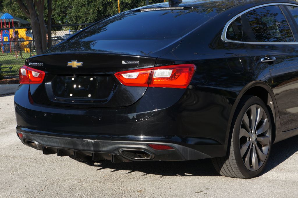 Photo 14 of this CHEVROLET MALIBU PREMIER