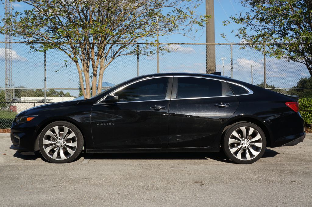 Photo 6 of this CHEVROLET MALIBU PREMIER