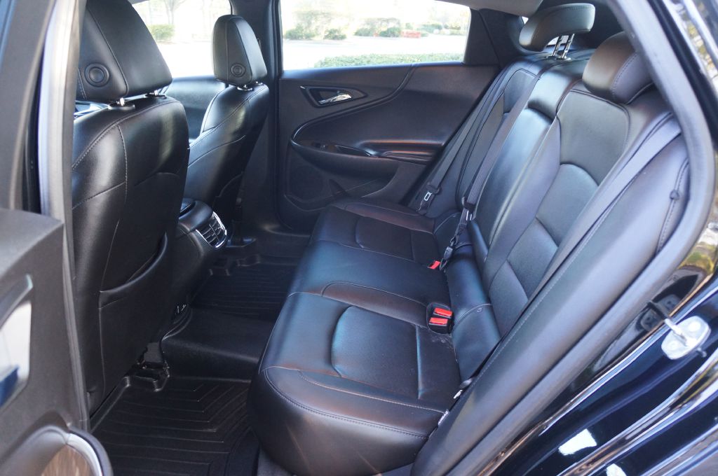 Photo 22 of this CHEVROLET MALIBU PREMIER