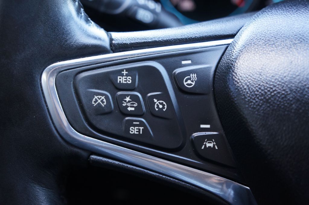 Photo 32 of this CHEVROLET MALIBU PREMIER