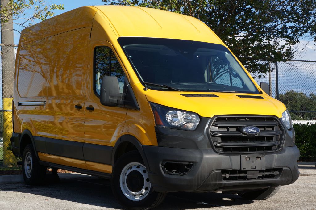 Photo 6 of this FORD TRANSIT T250 HR