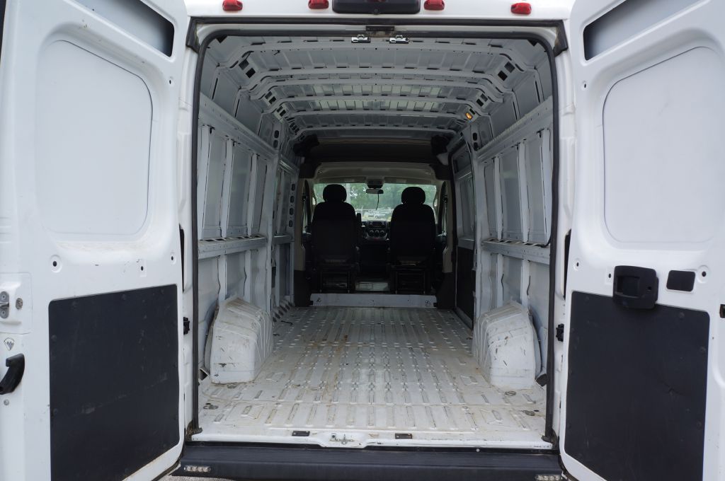 Photo 2 of this RAM PROMASTER HR