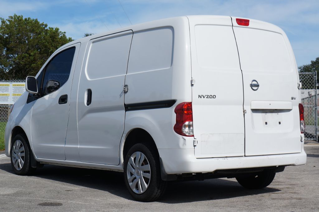 Photo 7 of this NISSAN NV200 S