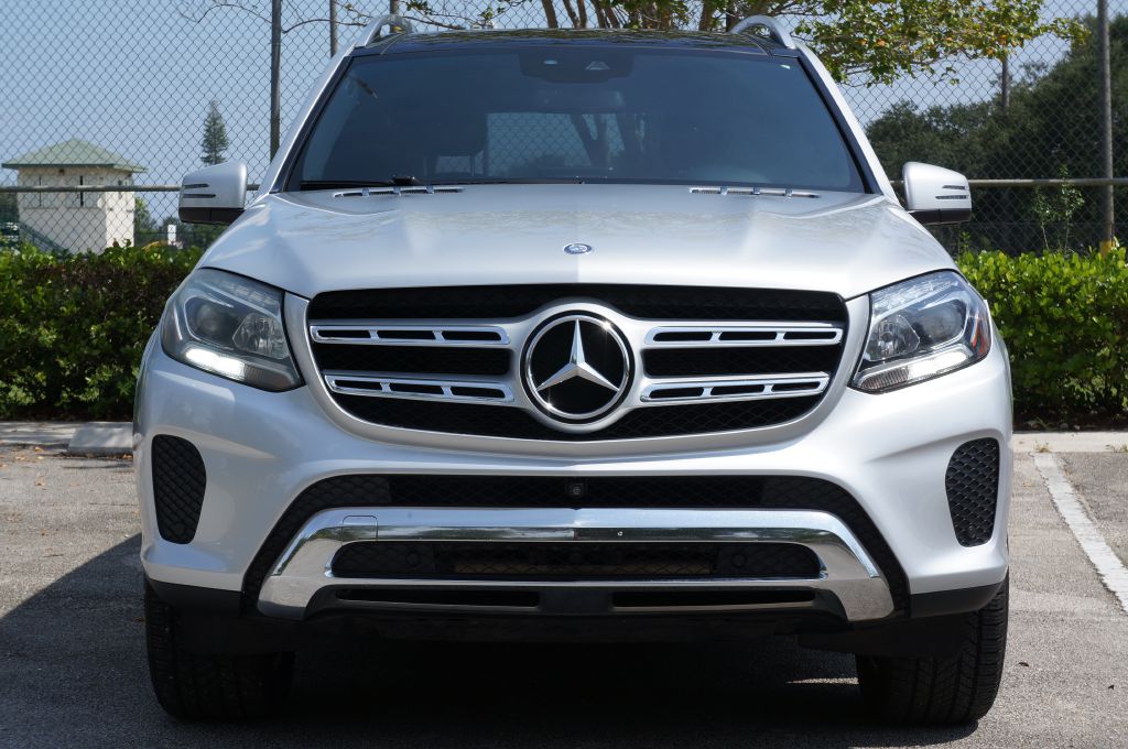 Photo 3 of this MERCEDES-BENZ GLS 450