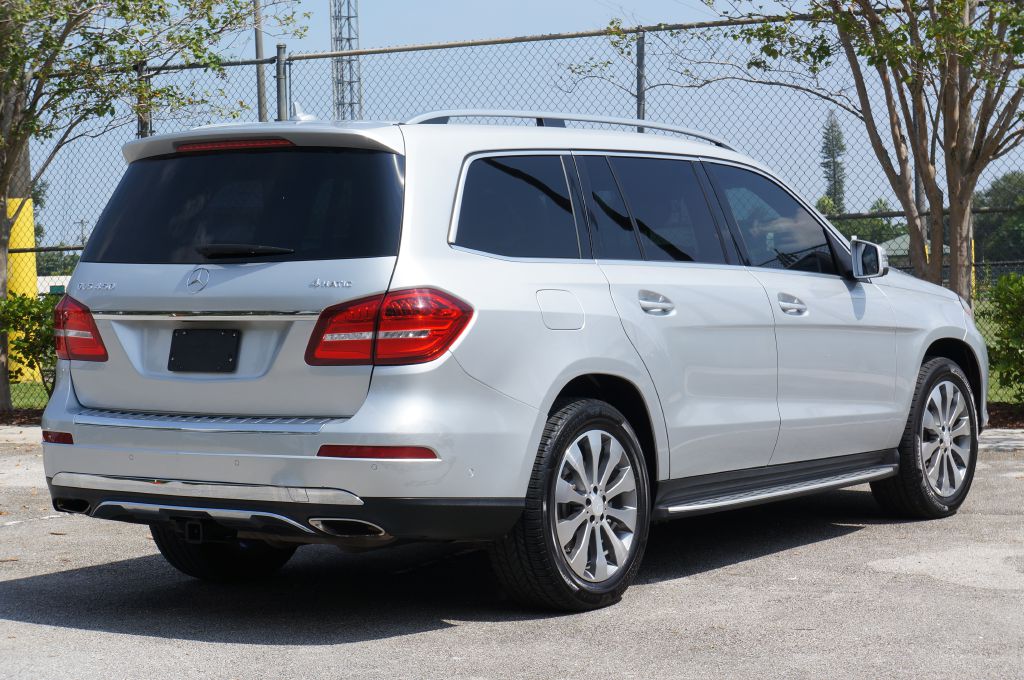 Photo 11 of this MERCEDES-BENZ GLS 450