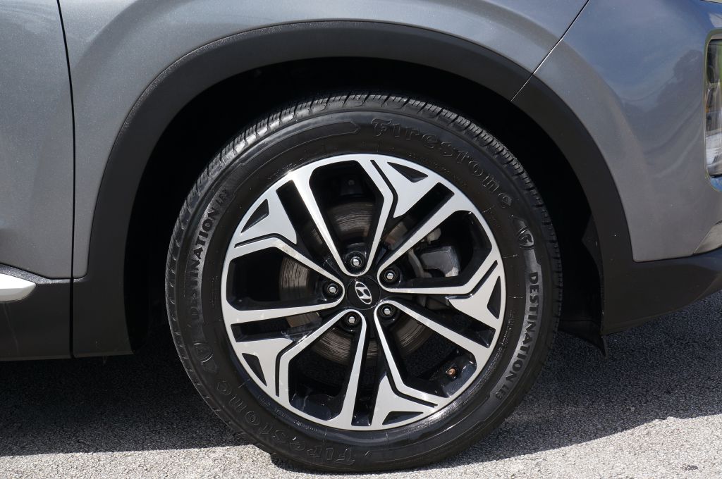 Photo 17 of this HYUNDAI SANTA FE LIMITE