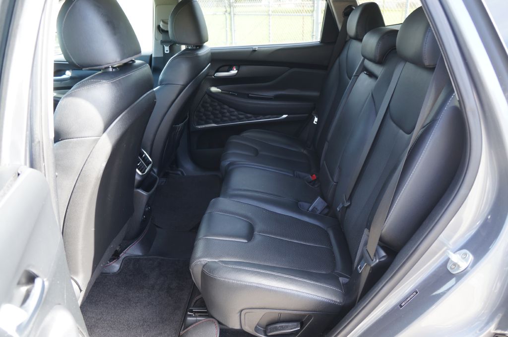 Photo 25 of this HYUNDAI SANTA FE LIMITE