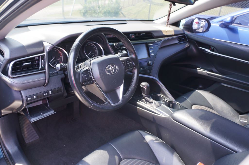 Photo 3 of this TOYOTA CAMRY
