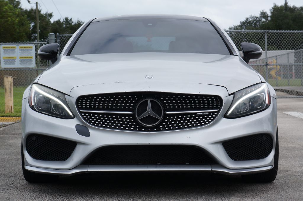 Photo 3 of this MERCEDES-BENZ C-CLASS AMG C43