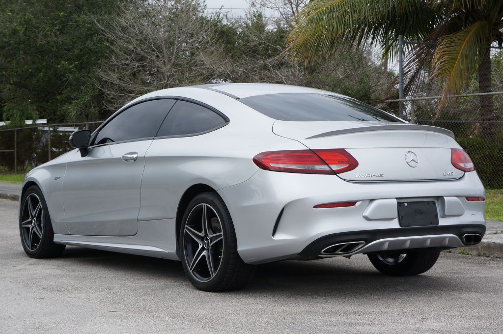 Photo 8 of this MERCEDES-BENZ C-CLASS AMG C43