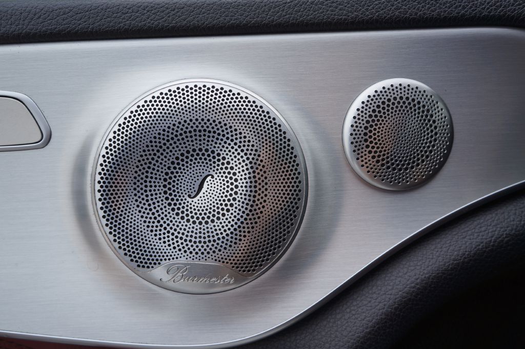 Photo 20 of this MERCEDES-BENZ C-CLASS AMG C43
