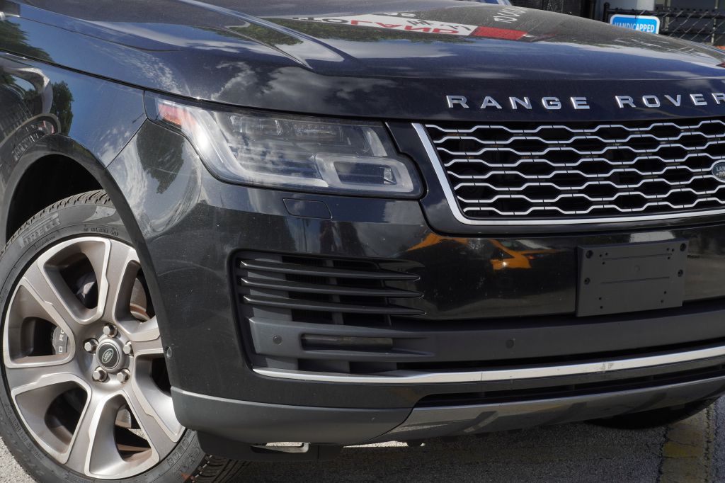 Photo 2 of this LAND ROVER RANGE ROVER SC
