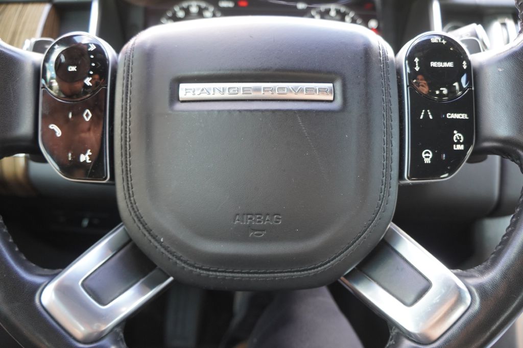 Photo 17 of this LAND ROVER RANGE ROVER SC