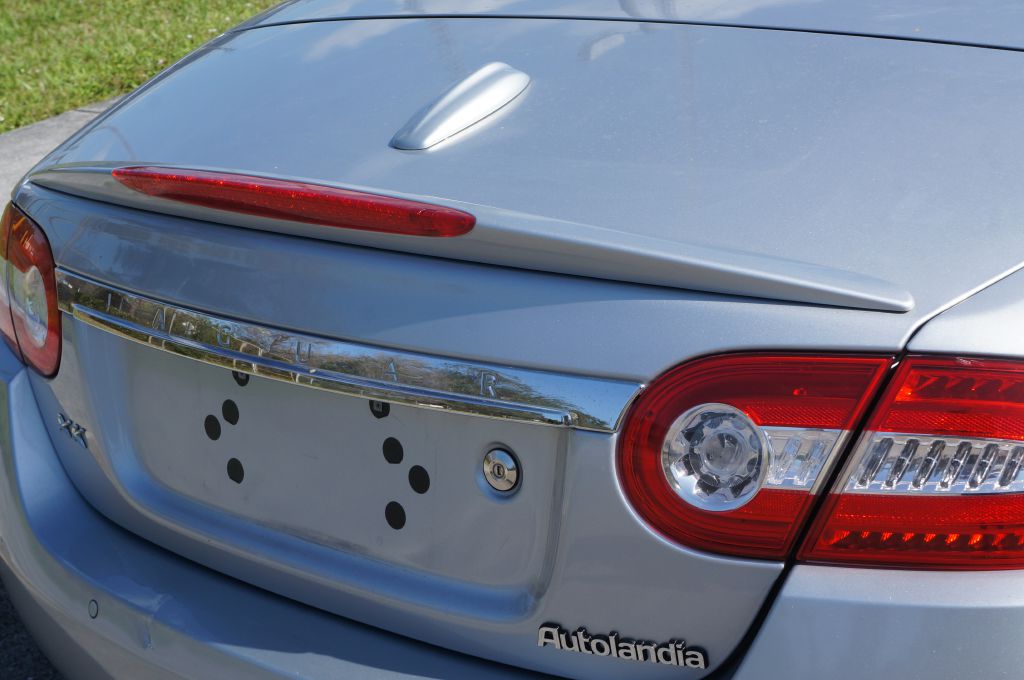 Photo 24 of this JAGUAR XK CV