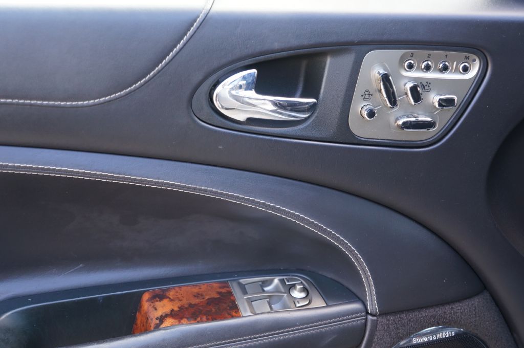 Photo 28 of this JAGUAR XK CV