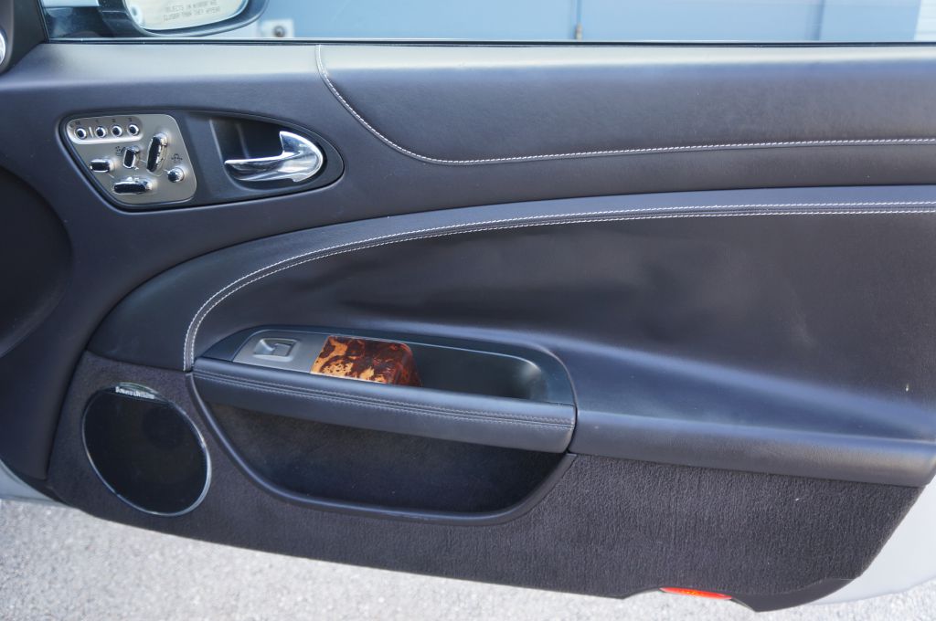 Photo 35 of this JAGUAR XK CV