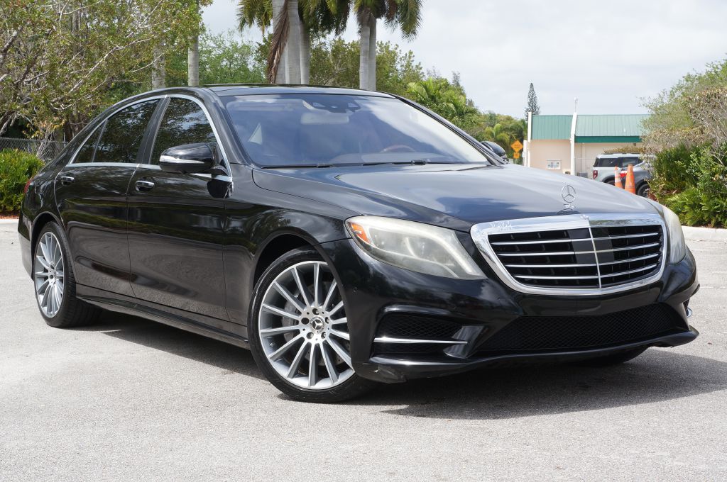 Photo 6 of this MERCEDES-BENZ S-CLASS
