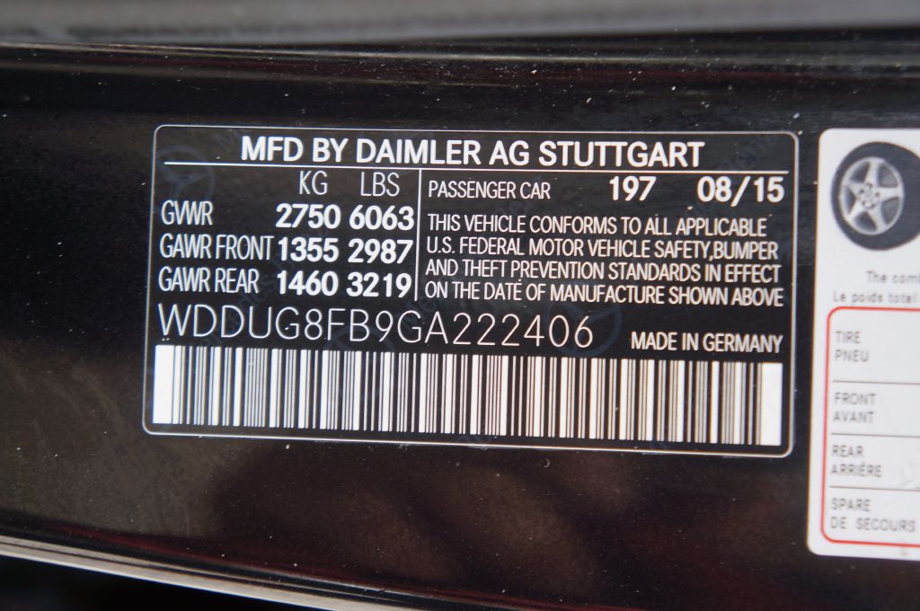 Photo 50 of this MERCEDES-BENZ S-CLASS