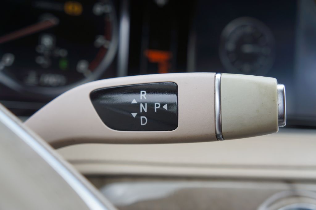 Photo 44 of this MERCEDES-BENZ S-CLASS