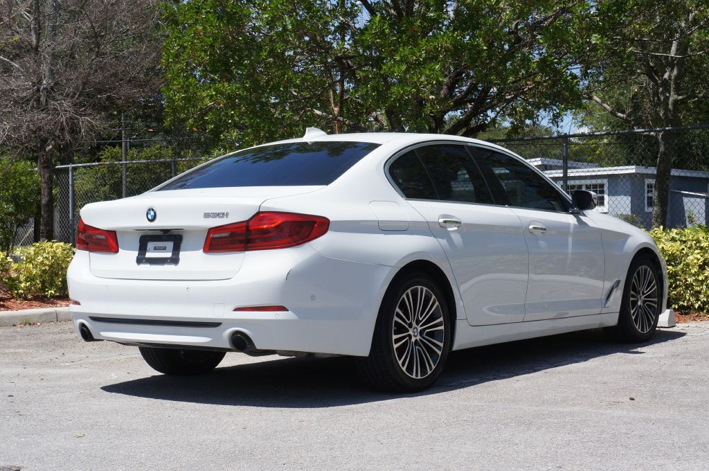 Photo 10 of this BMW 530I