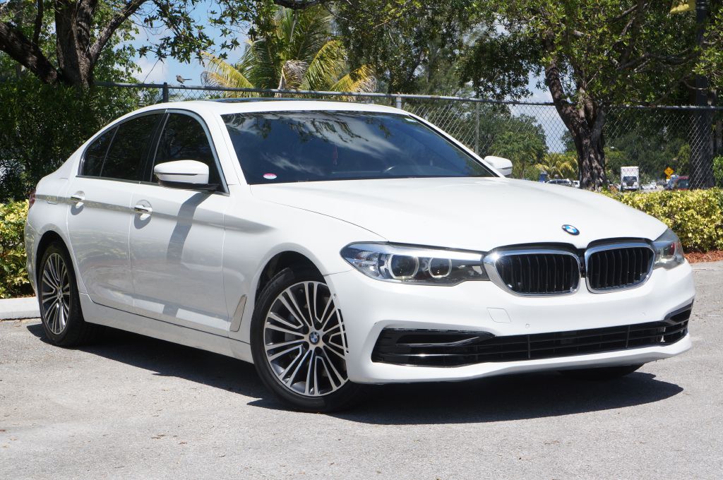 Photo 5 of this BMW 530I