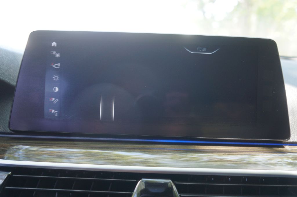 Photo 34 of this BMW 530I