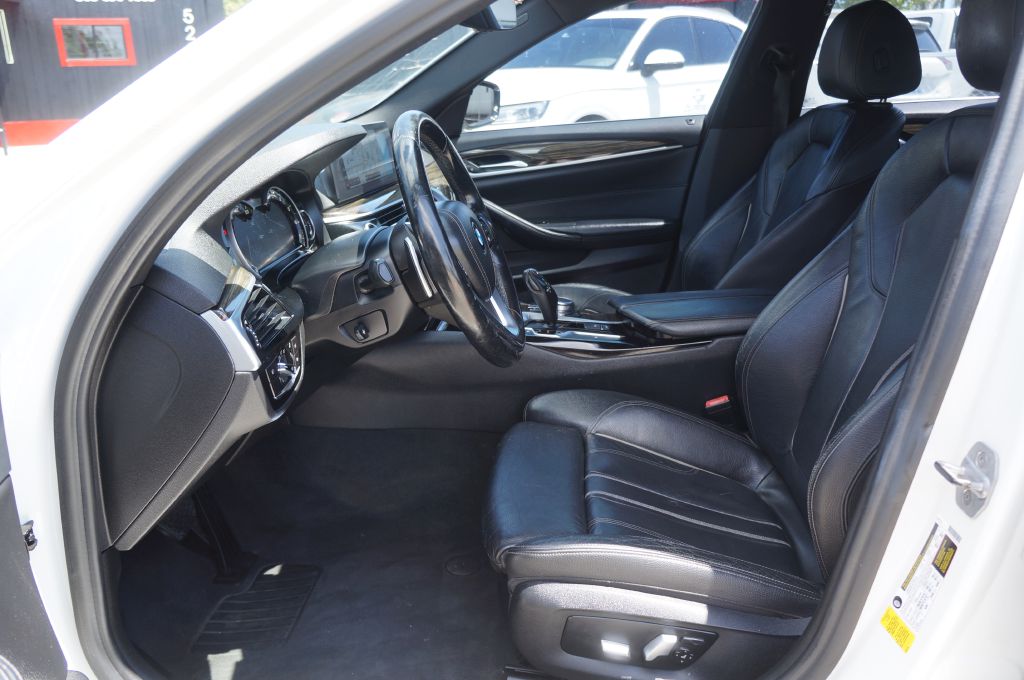 Photo 22 of this BMW 530I