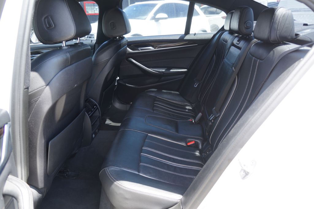 Photo 26 of this BMW 530I