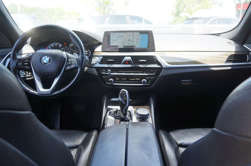 Photo 29 of this BMW 530I