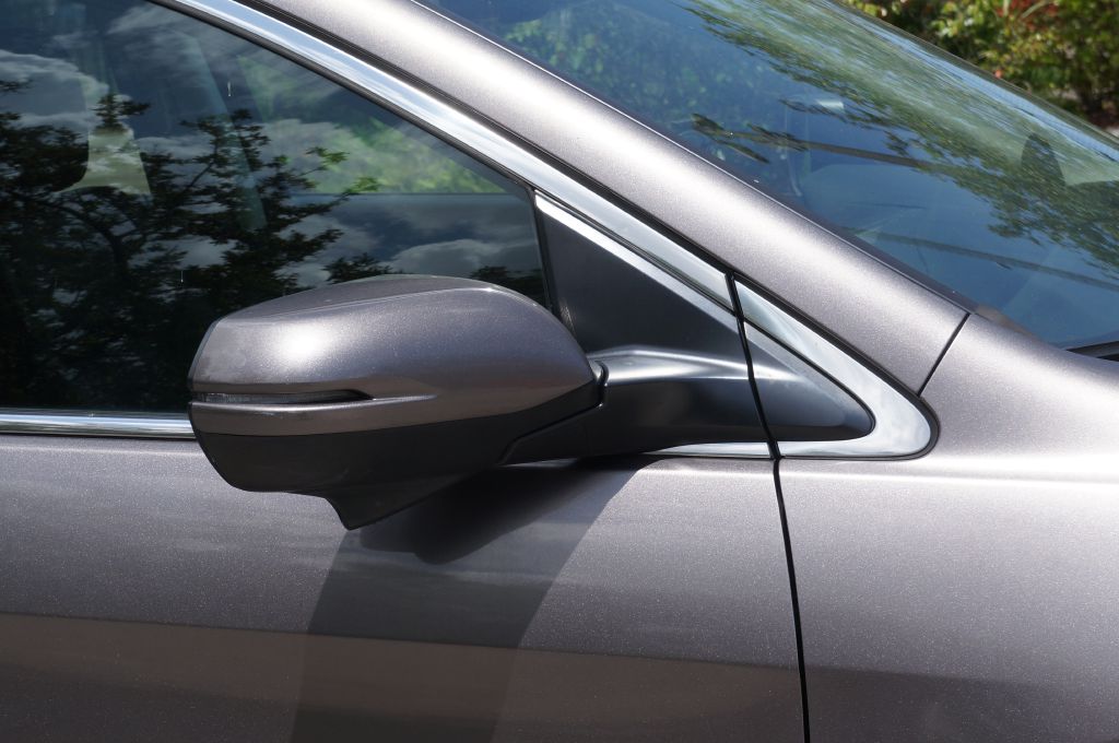 Photo 15 of this HONDA CR-V TOURING