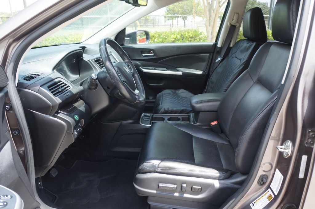 Photo 21 of this HONDA CR-V TOURING