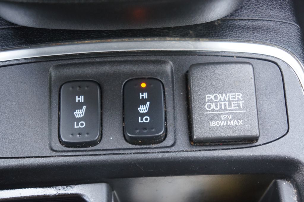 Photo 33 of this HONDA CR-V TOURING