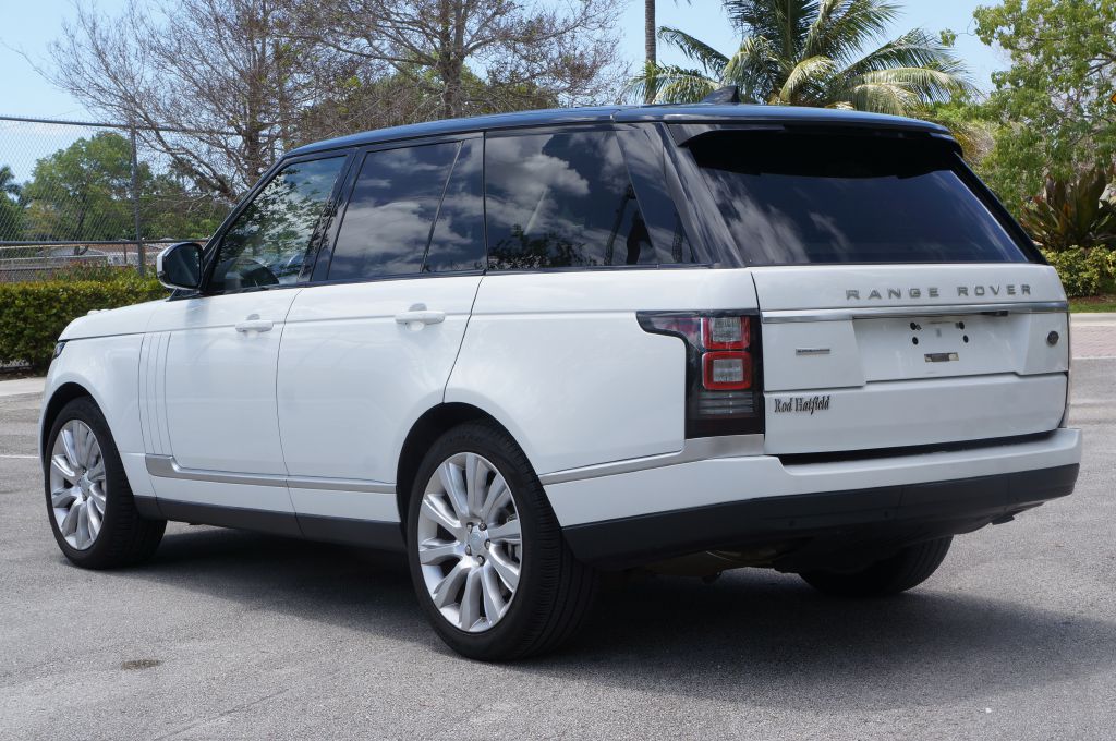 Photo 8 of this LAND ROVER RANGE ROVER SUP