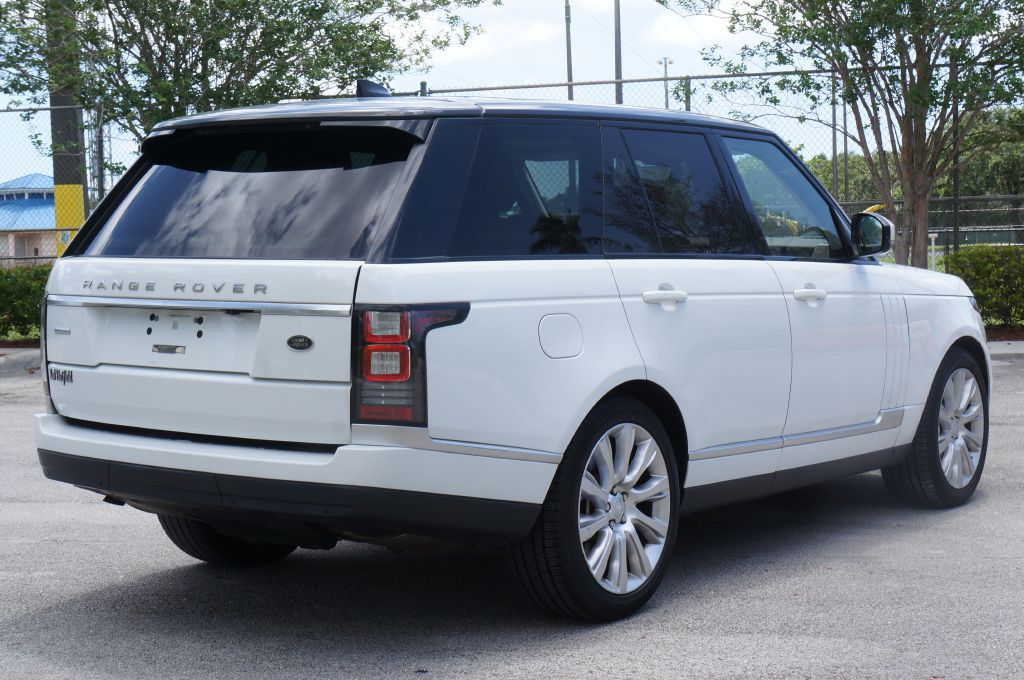 Photo 11 of this LAND ROVER RANGE ROVER SUP