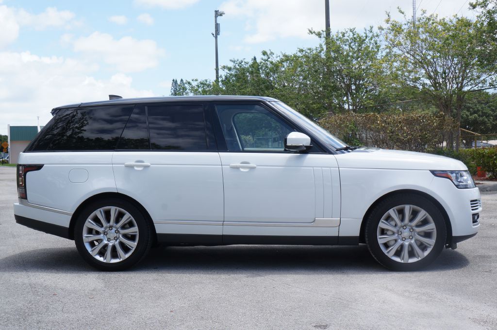 Photo 12 of this LAND ROVER RANGE ROVER SUP