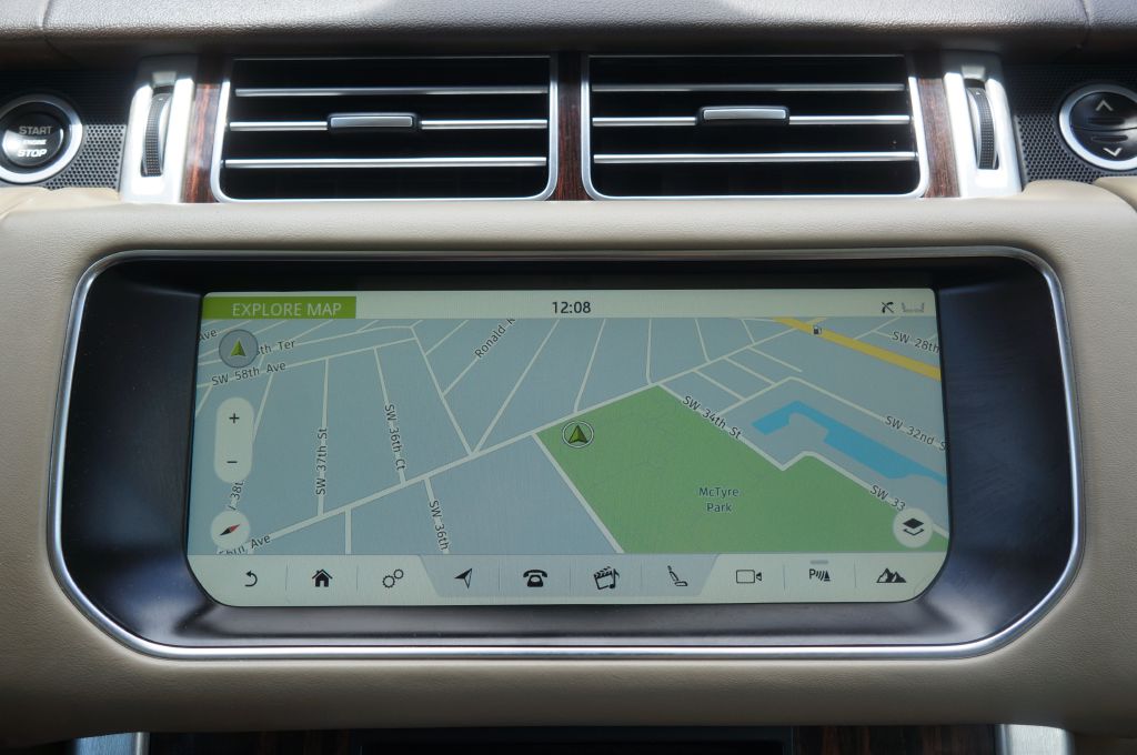 Photo 34 of this LAND ROVER RANGE ROVER SUP