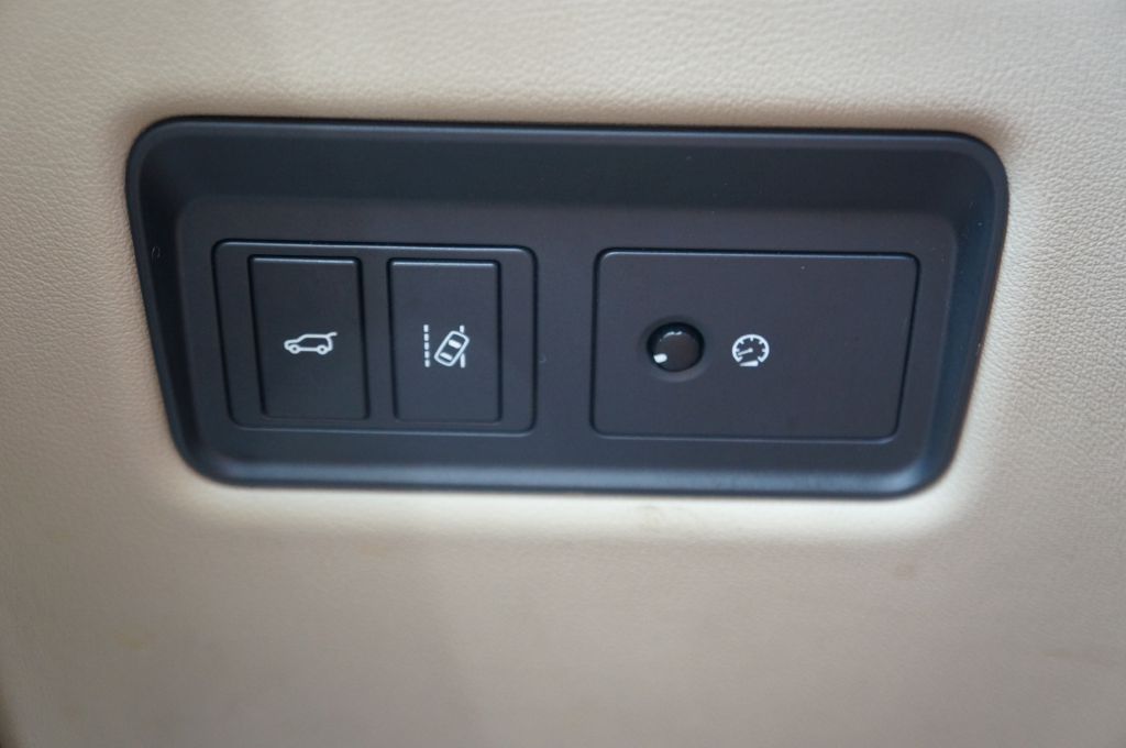 Photo 41 of this LAND ROVER RANGE ROVER SUP