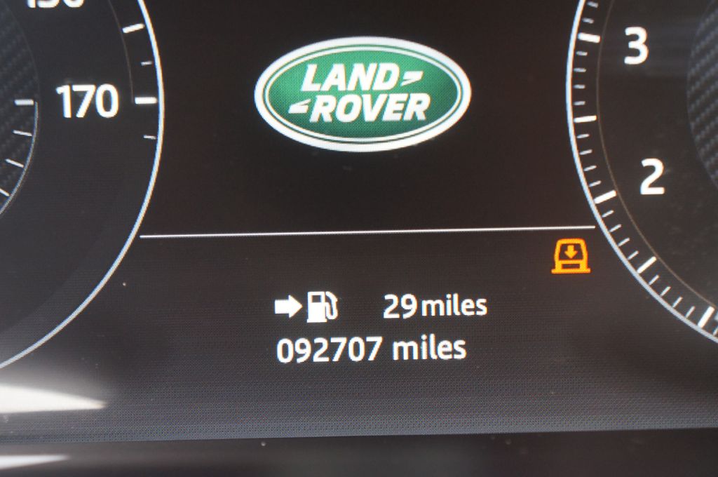Photo 44 of this LAND ROVER RANGE ROVER SUP