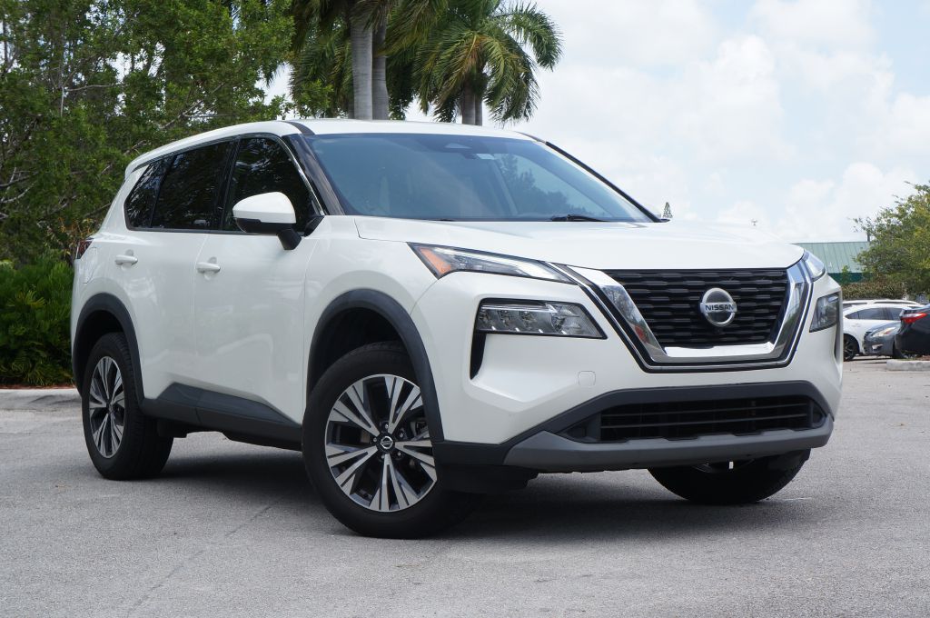 Photo 4 of this NISSAN ROGUE SV