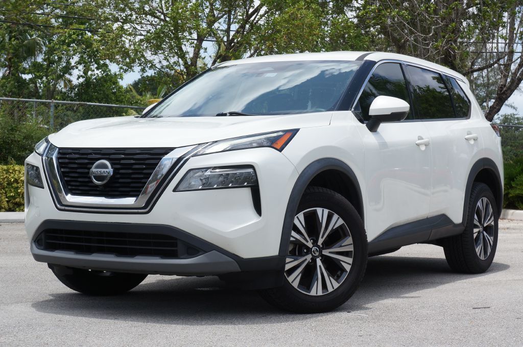Photo 2 of this NISSAN ROGUE SV