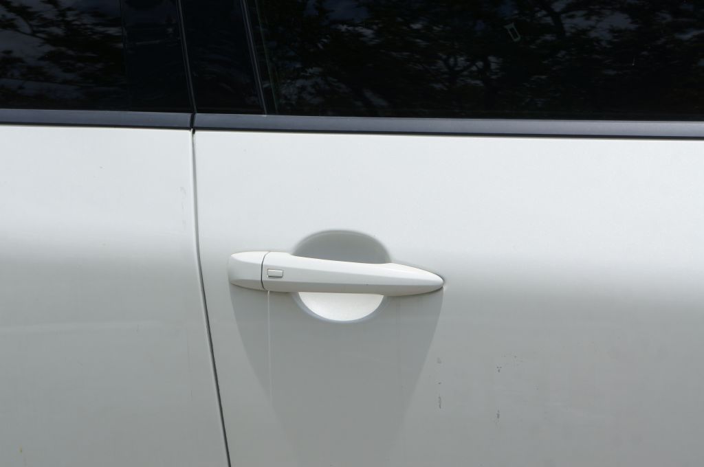 Photo 16 of this NISSAN ROGUE SV