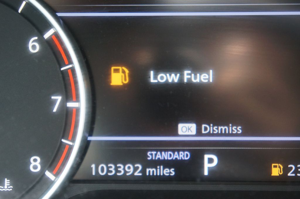 Photo 41 of this NISSAN ROGUE SV