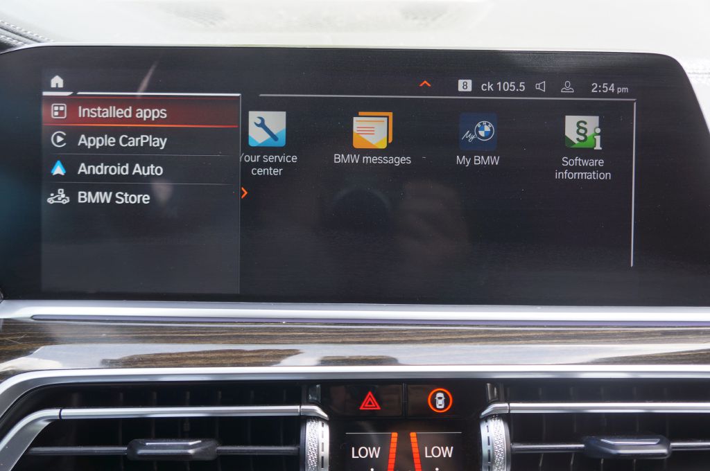Photo 31 of this BMW X5 SDRIVE40I