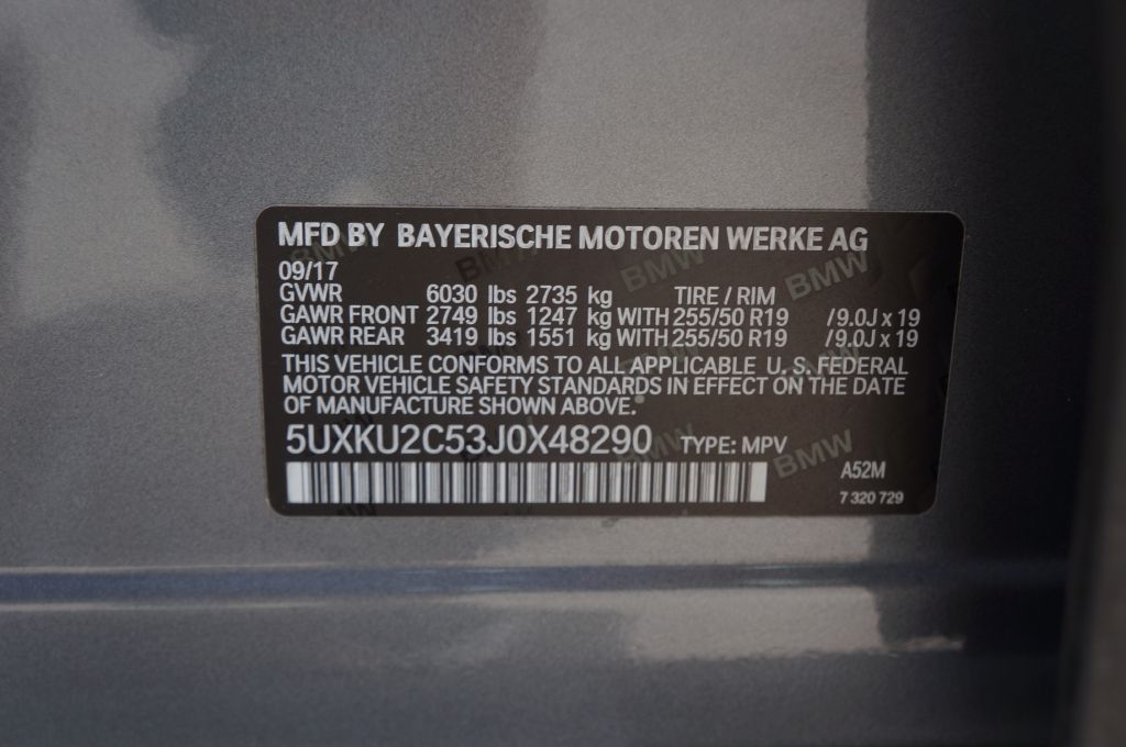 Photo 40 of this BMW X6 XDRIVE35I