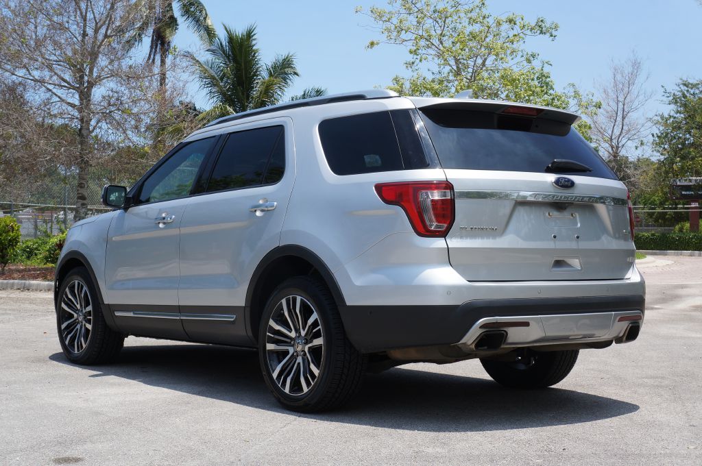 Photo 7 of this FORD EXPLORER PLAT