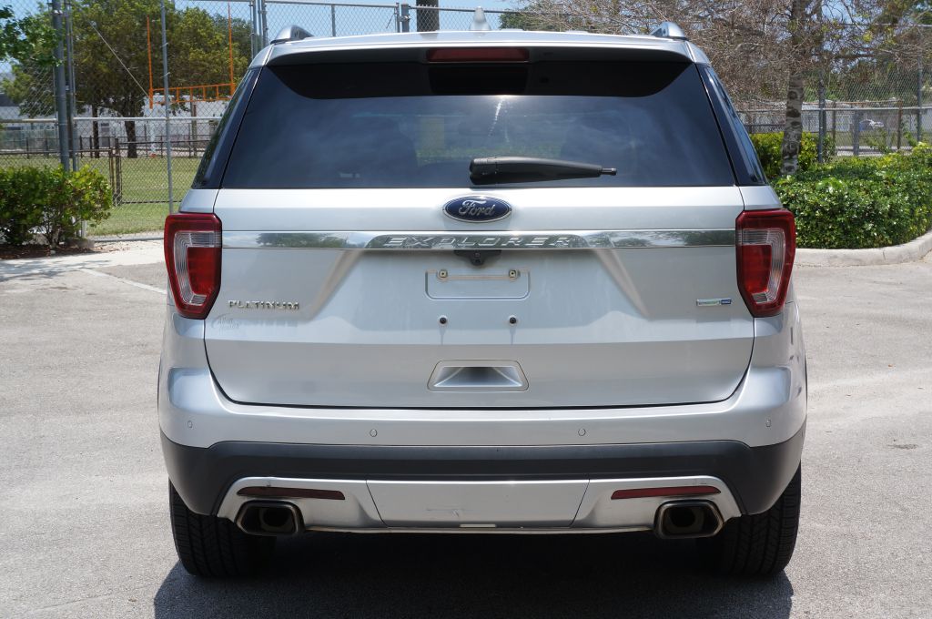 Photo 9 of this FORD EXPLORER PLAT