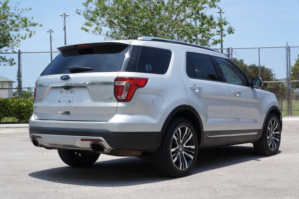 Photo 10 of this FORD EXPLORER PLAT