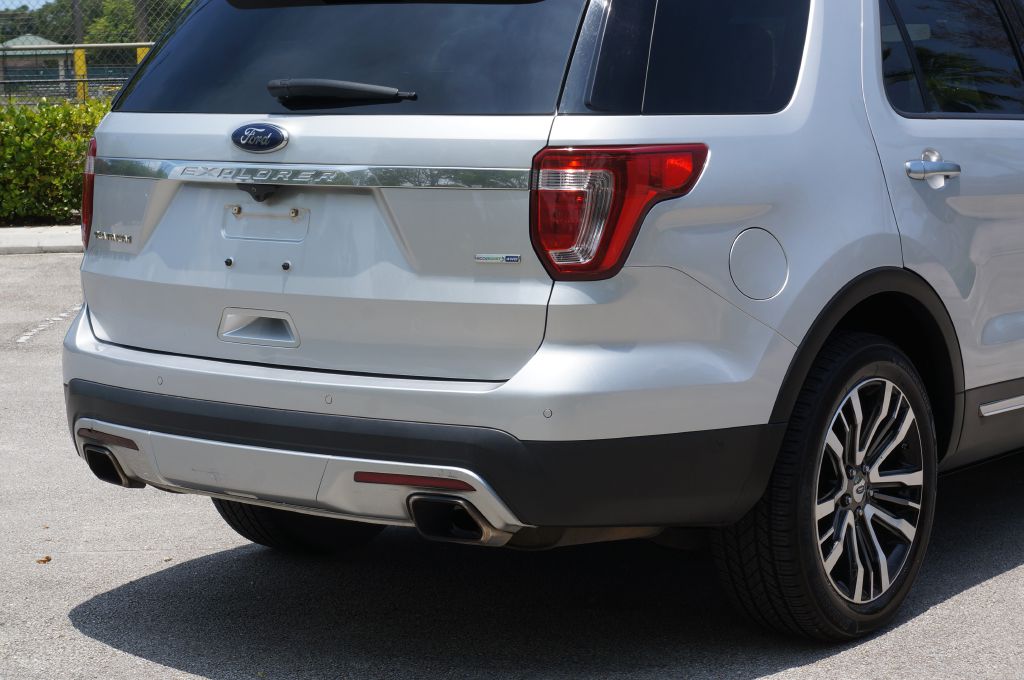 Photo 14 of this FORD EXPLORER PLAT