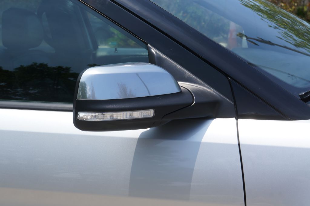 Photo 15 of this FORD EXPLORER PLAT