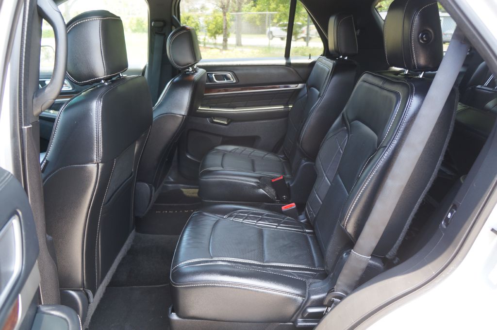 Photo 27 of this FORD EXPLORER PLAT